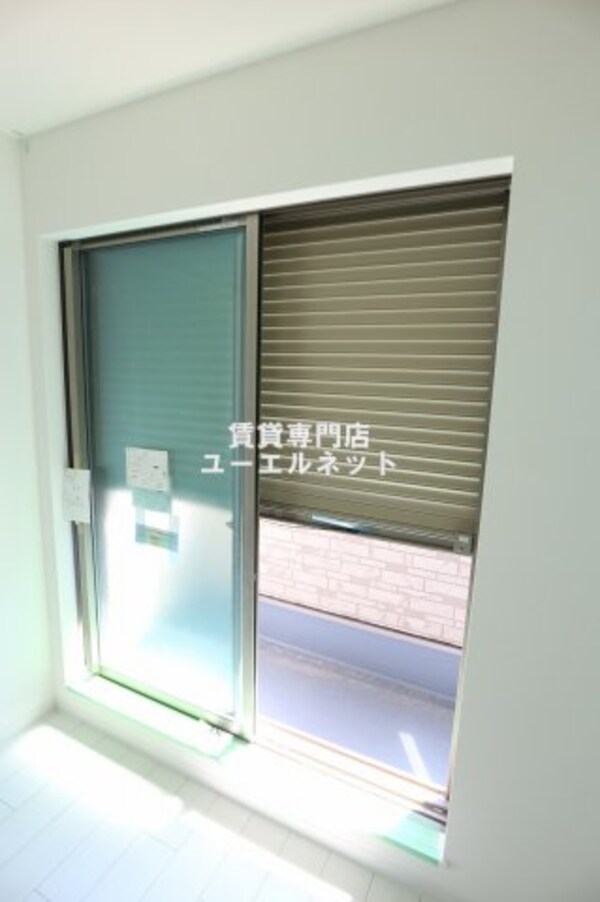 建物設備(シャッター雨戸)