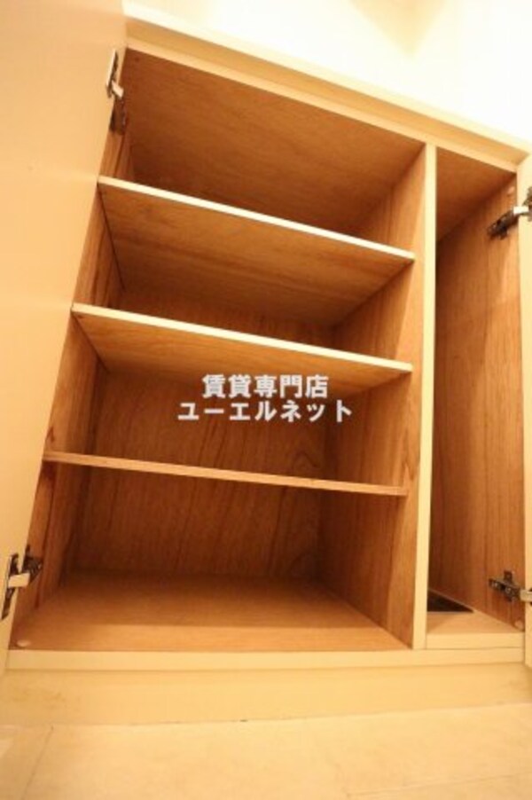 建物設備(シューズボックス)