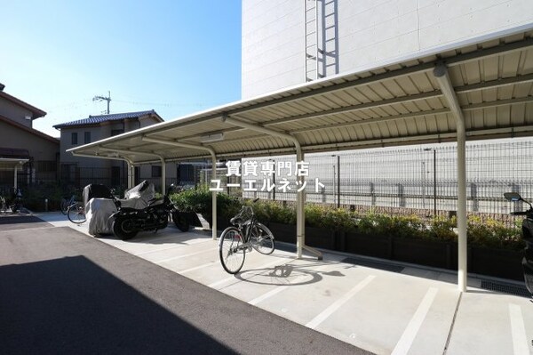 建物設備(駐輪場)