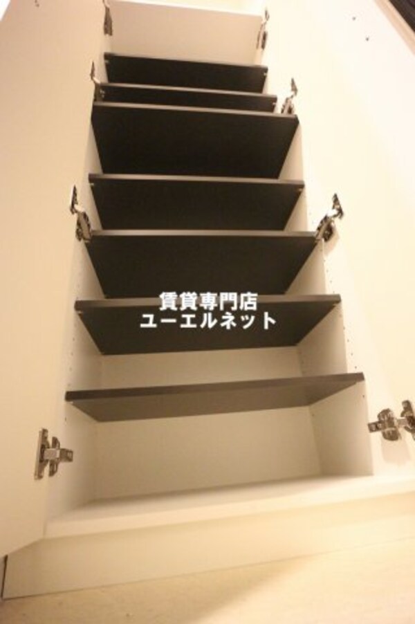 建物設備(シューズボックス)