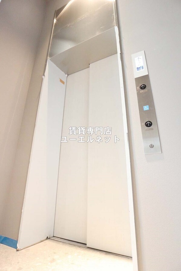 建物設備(エレベーター)