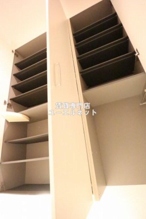 建物設備(シューズクローク)