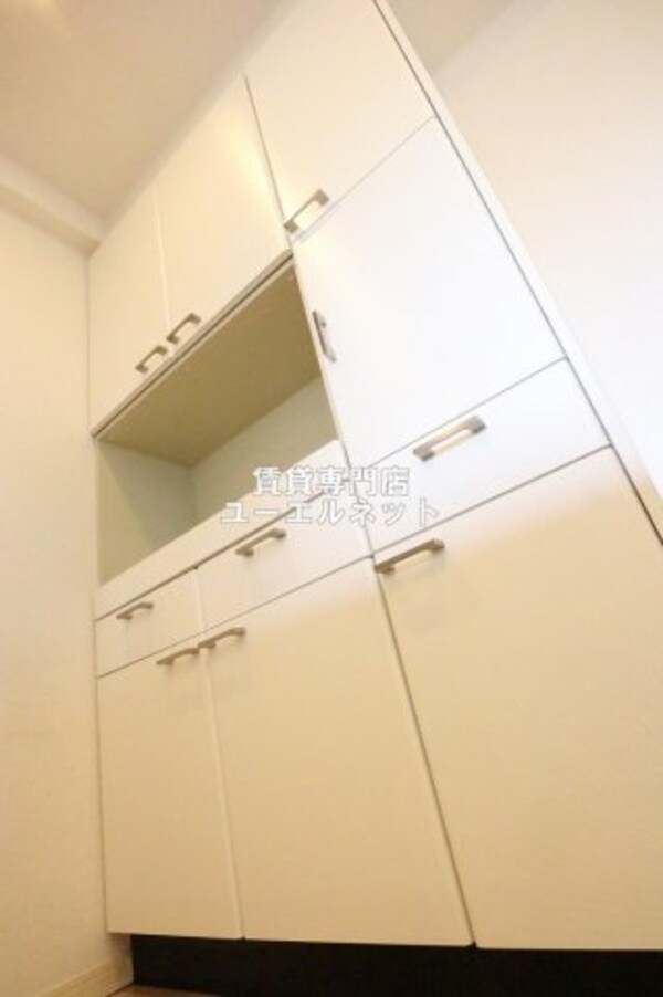 建物設備(キッチンボード)