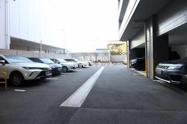 駐車場(敷地内駐車場で安心)