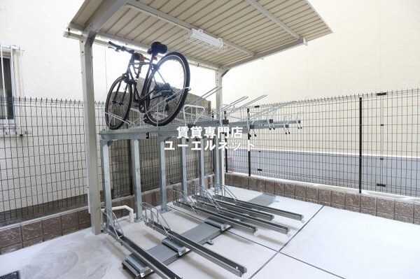 建物設備(自転車通勤にも便利な駐輪場付き♪)