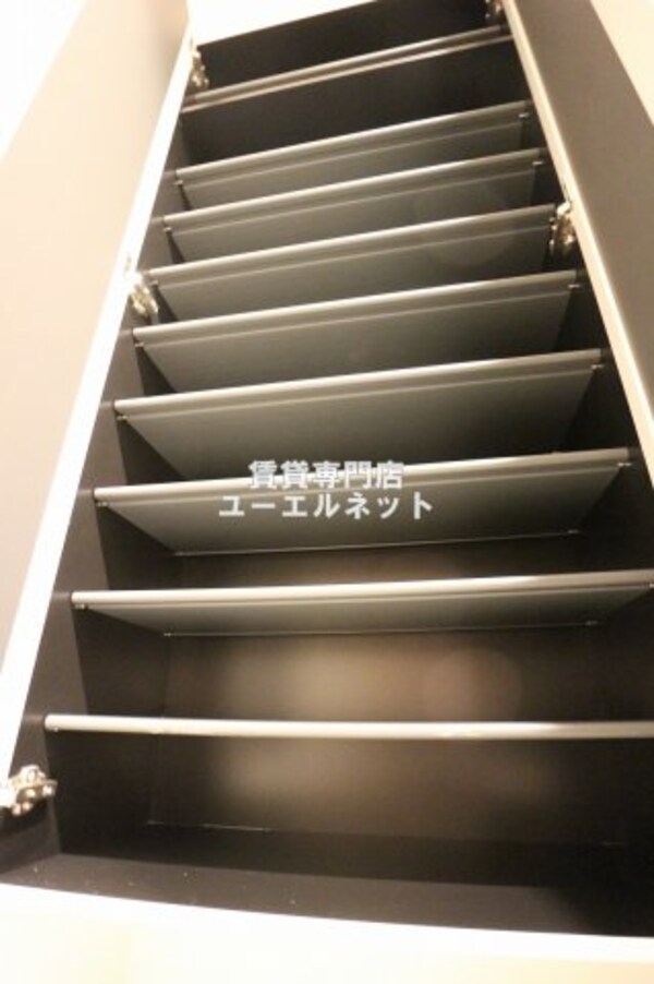 建物設備(シューズボックス)