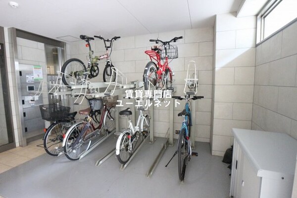 建物設備(自転車通勤にも便利な駐輪場付き♪)