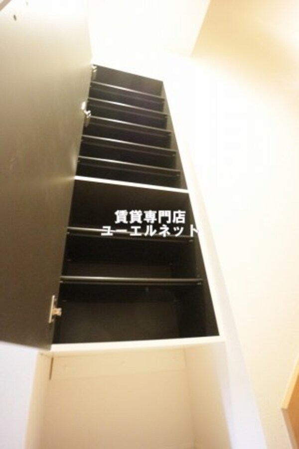 建物設備(シューズボックス)