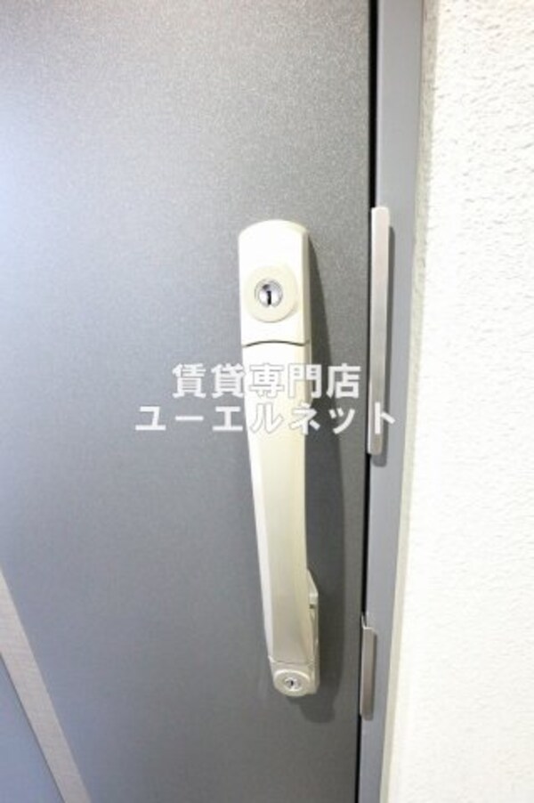建物設備(玄関はダブルロックで防犯面も安心です♪)