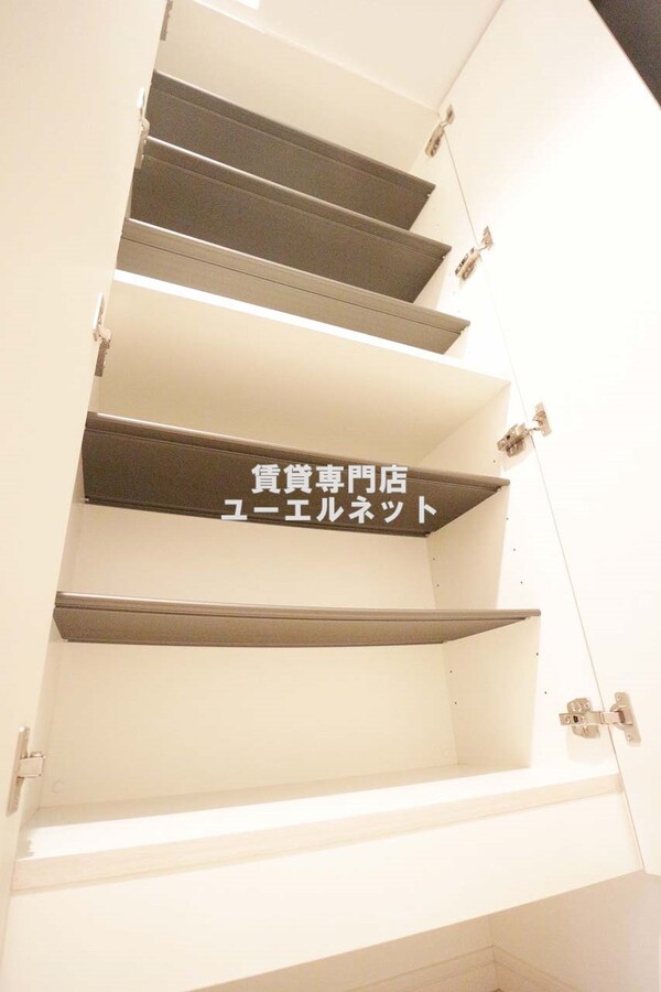 建物設備(収納力たっぷりのシューズボックスで玄関すっきり！)