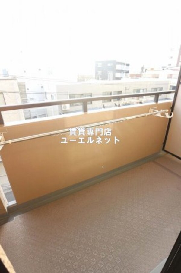 バルコニー(風が吹き抜けます)