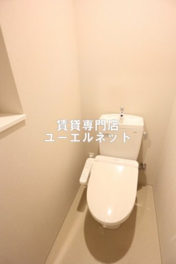 トイレ(清潔感のあるトイレ)