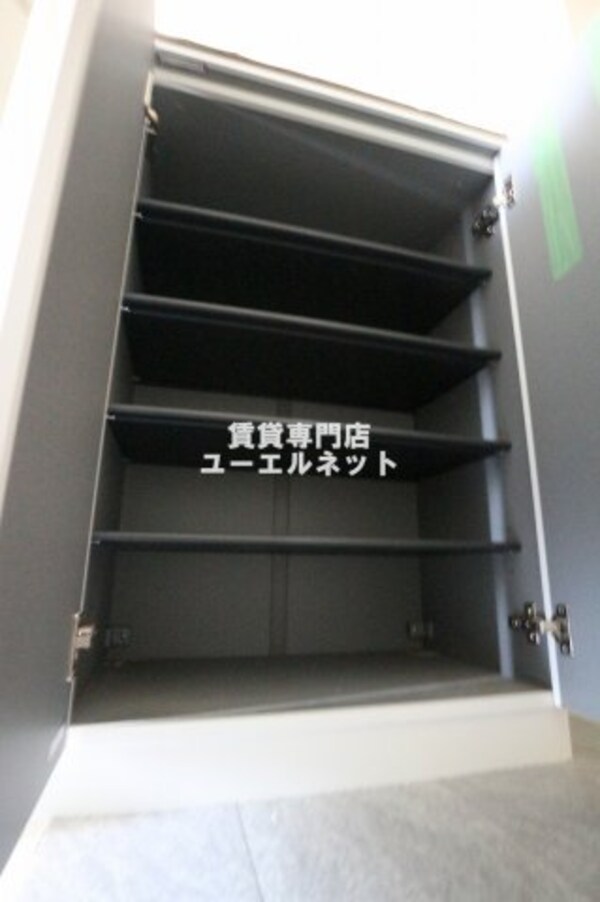 建物設備(シューズボックス)