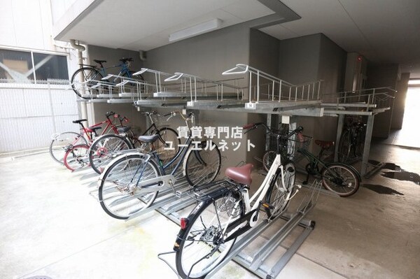 建物設備(駐輪場)