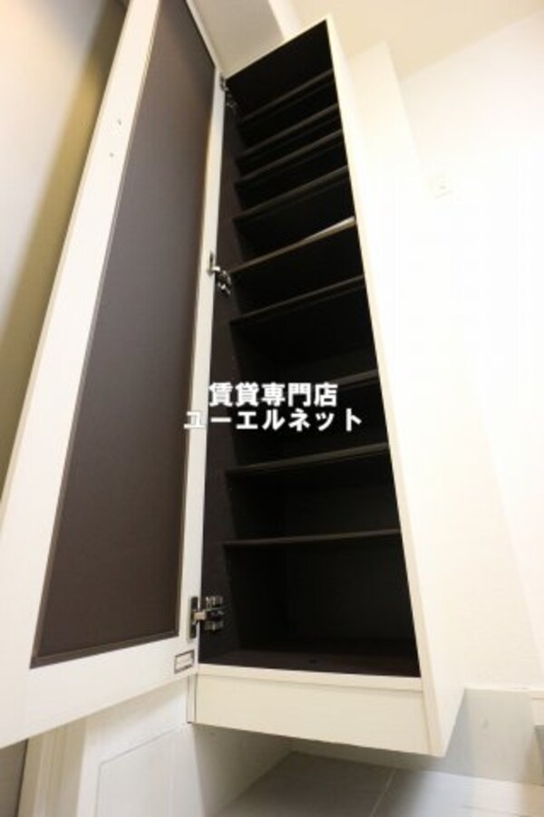 建物設備(シューズボックス)