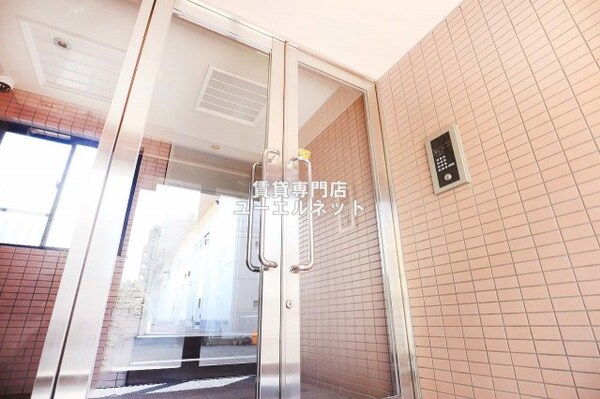 建物設備(オートロック付きで安心)