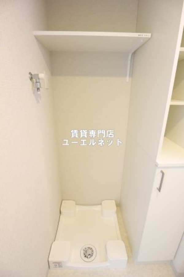 建物設備(洗濯機置き場)