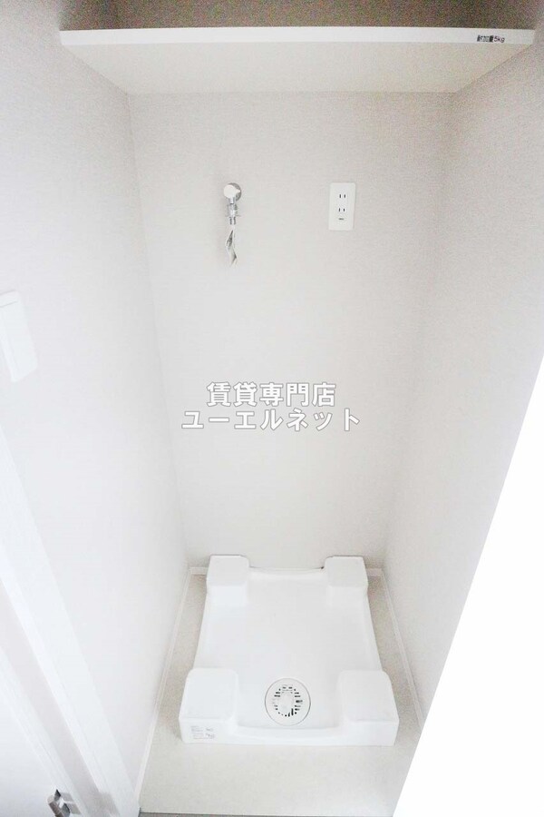 建物設備(洗濯機置き場)