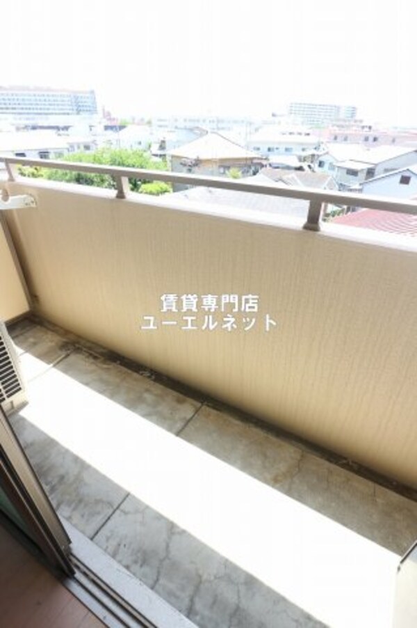 バルコニー(風が吹き抜けます)