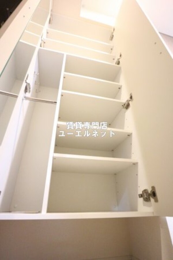 建物設備(シューズボックス)