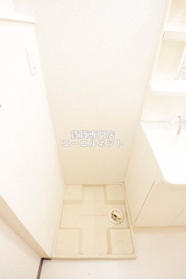 建物設備(洗濯機置き場)