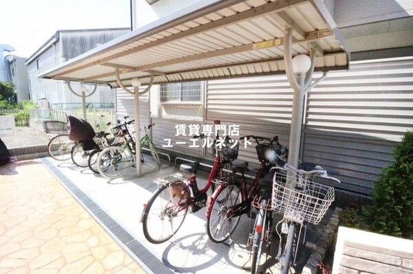建物設備(駐輪場)