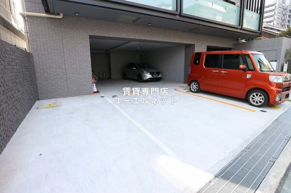建物設備(敷地内駐車場)