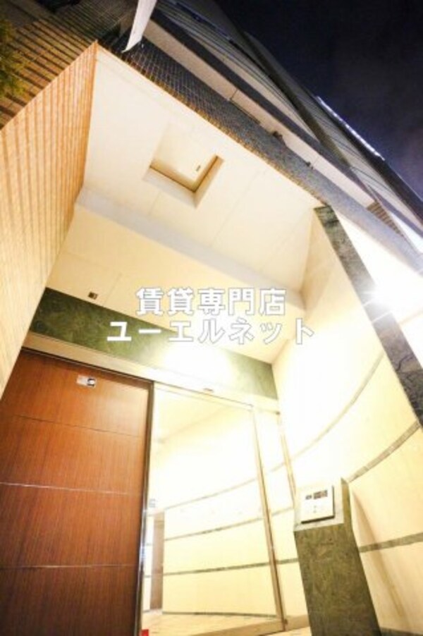 外観(しっかりとした建物♪)