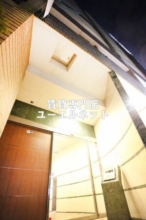 LaDouceur江坂（セレニテ江坂１番館）外観写真