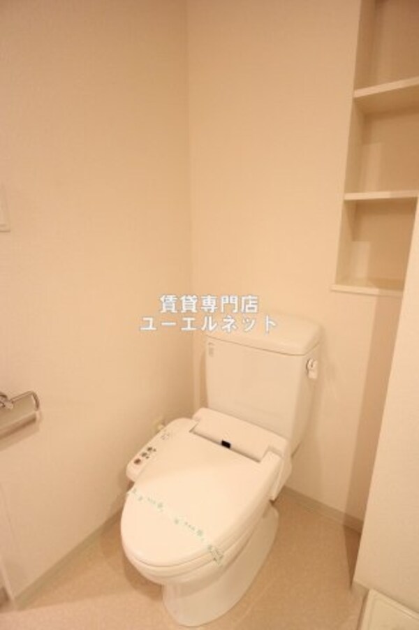 トイレ(清潔感のあるトイレ)