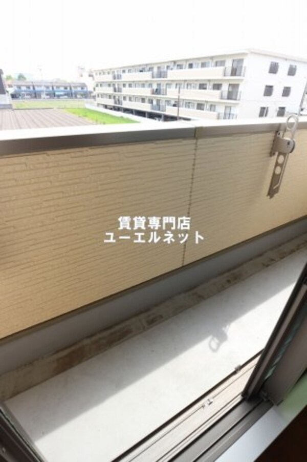 バルコニー(風が吹き抜けます)