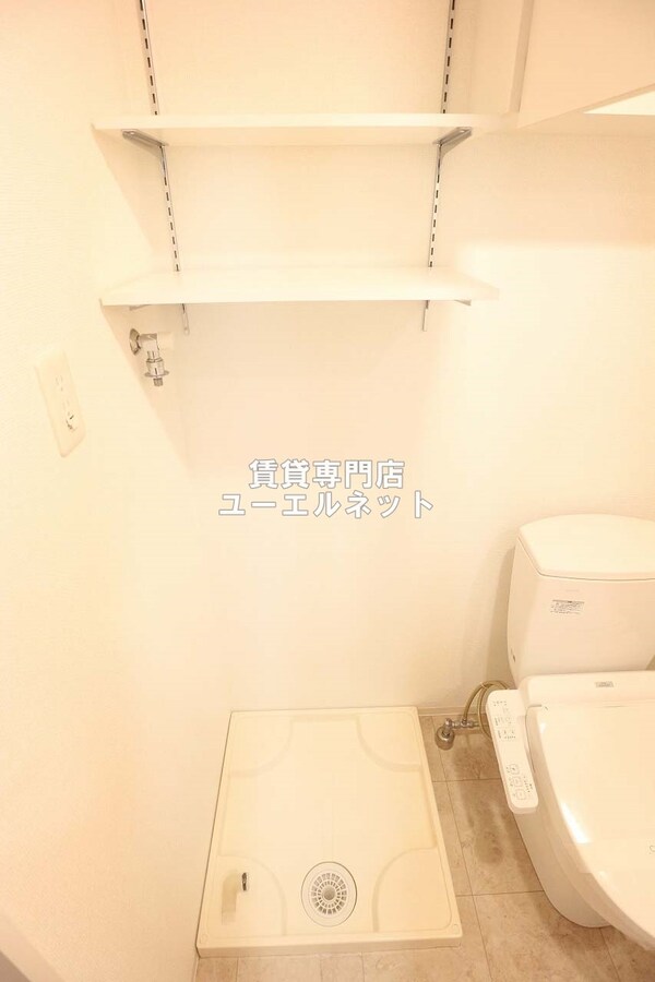 建物設備(室内洗濯機置き場)