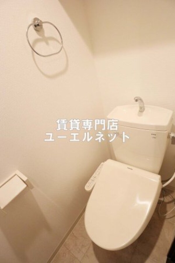 トイレ(清潔感のあるトイレ)