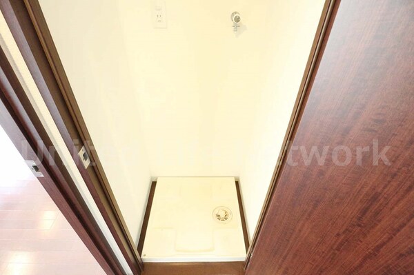建物設備(洗濯機置き場)