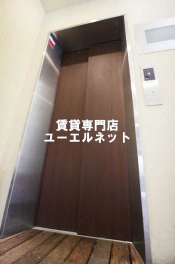 建物設備(エレベーター)