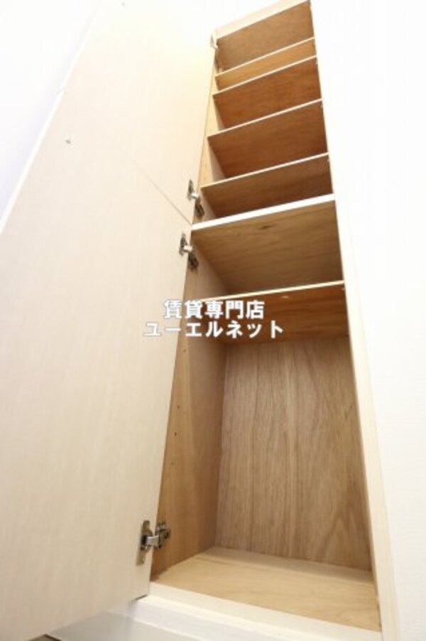 建物設備(シューズボックス)