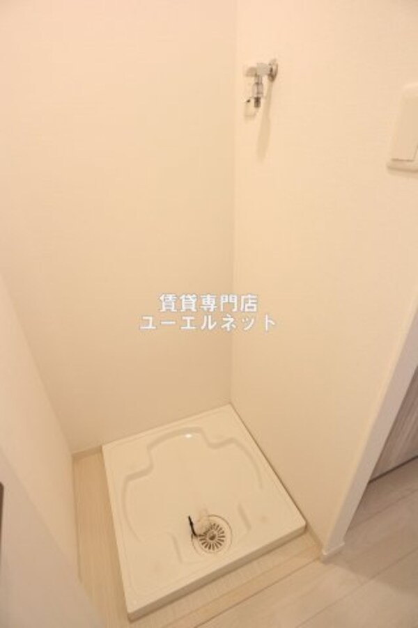 建物設備(室内洗濯機置き場で毎日の家事もラクラク！)