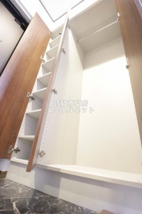 建物設備(シューズボックス)