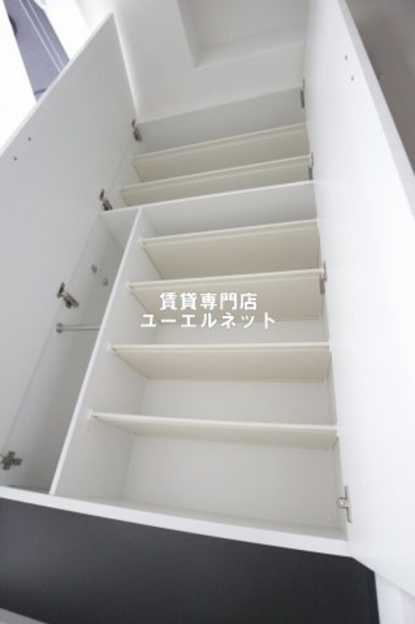 建物設備(シューズボックス)