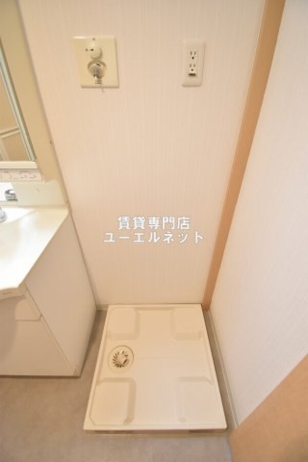 建物設備(洗濯機置き場)