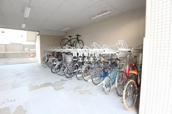 建物設備(駐輪場)