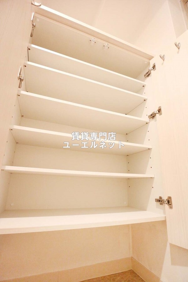 建物設備(シューズボックス)
