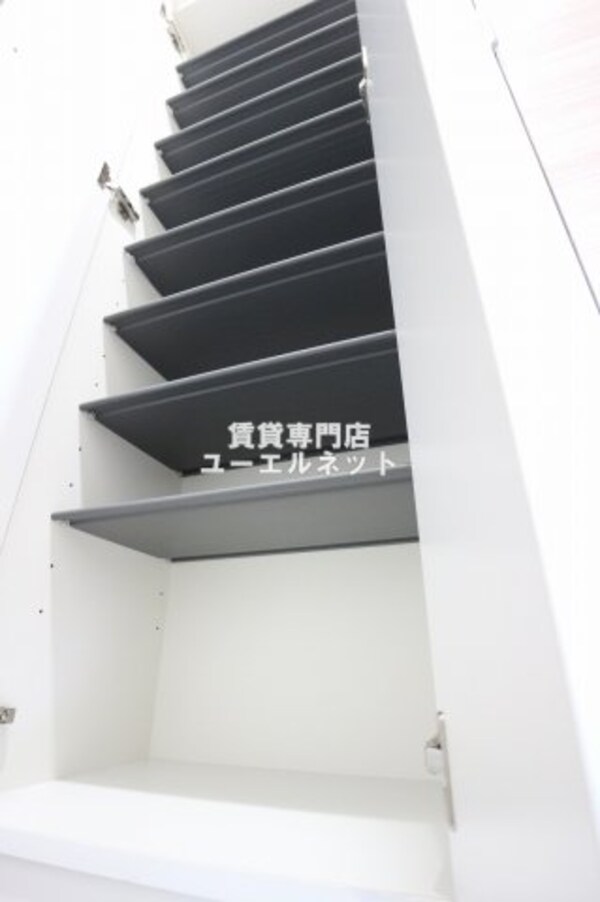 建物設備(シューズボックス)