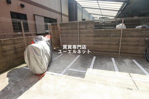 建物設備(バイク置き場あり◎)