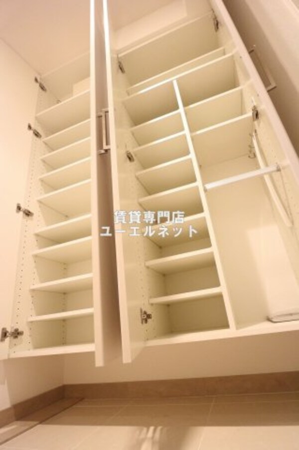 建物設備(シューズボックス)