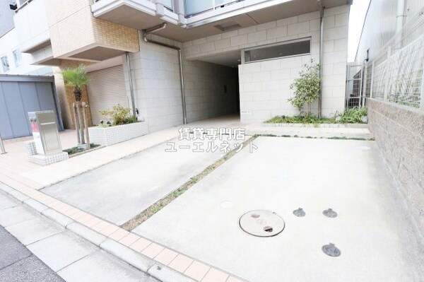 駐車場(敷地内駐車場で安心)