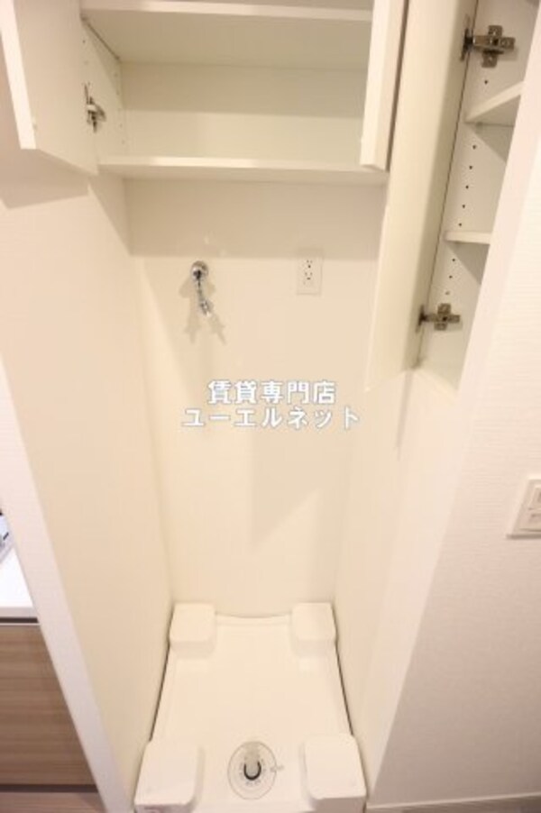 建物設備(洗濯機置き場)