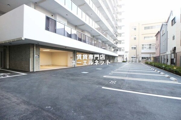 駐車場(敷地内駐車場で安心)