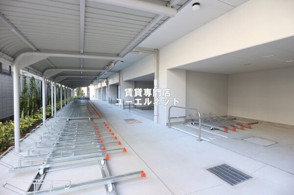 建物設備(駐輪場)