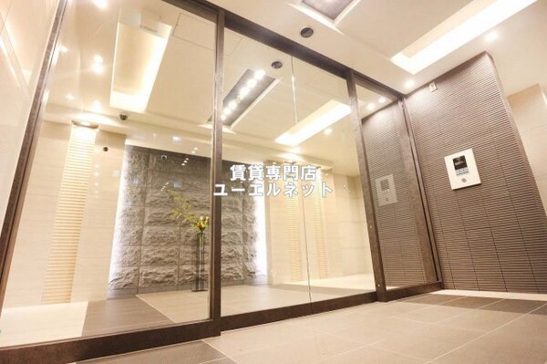 建物設備(オートロック付きで防犯対策◎)
